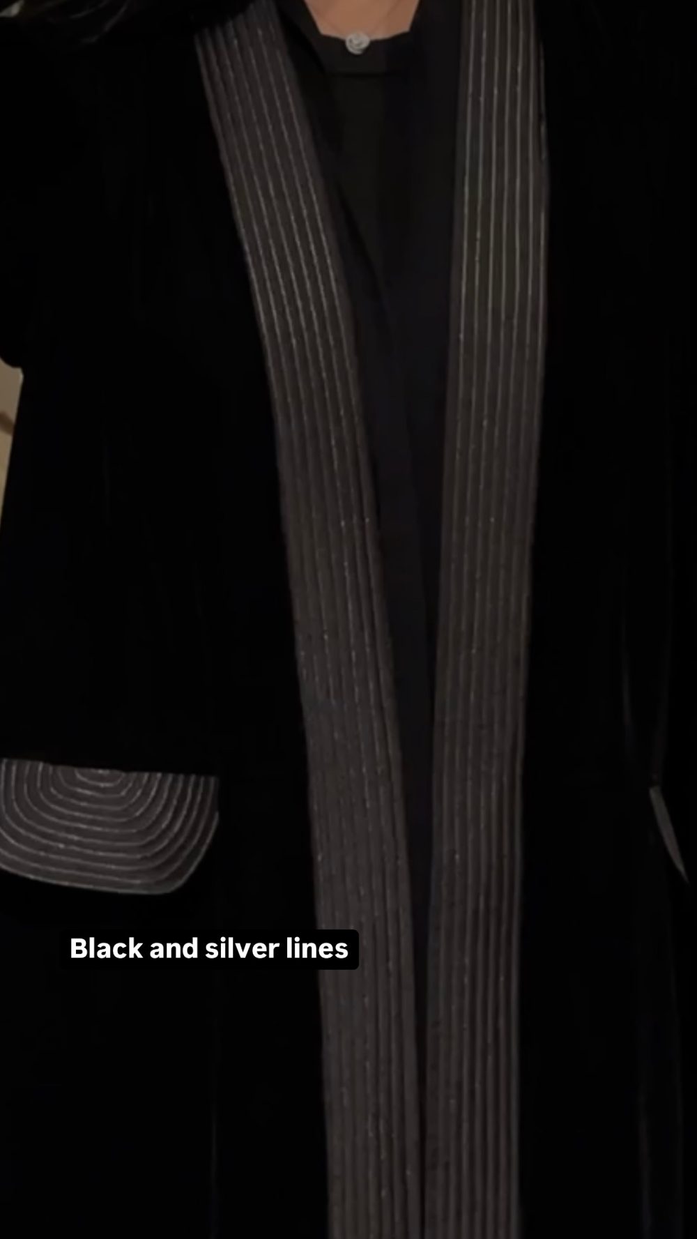 Minimal Lined Abaya - Image 9
