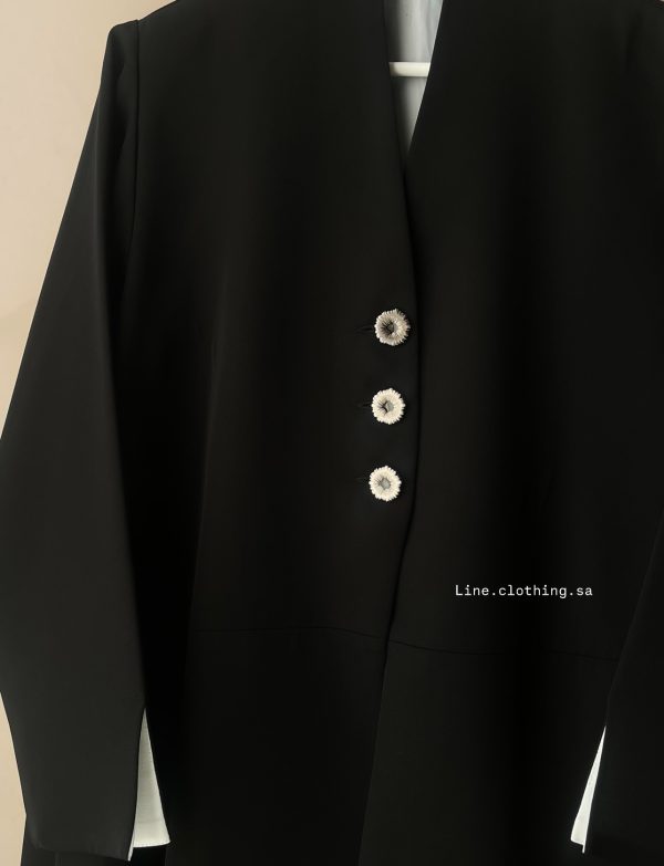 Silver Buttons Black And White Abaya